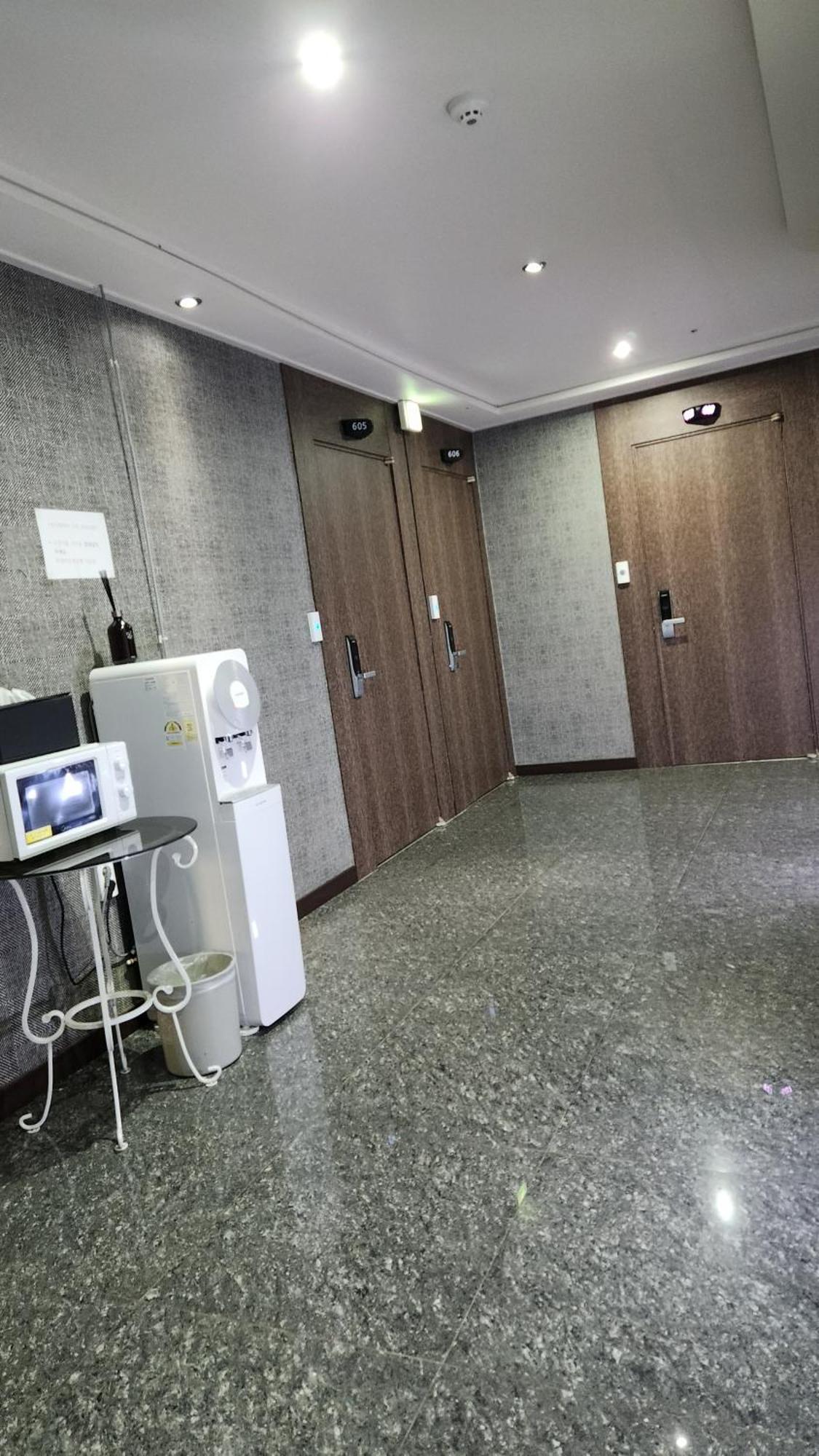 Galleria Hotel Сувон Екстер'єр фото